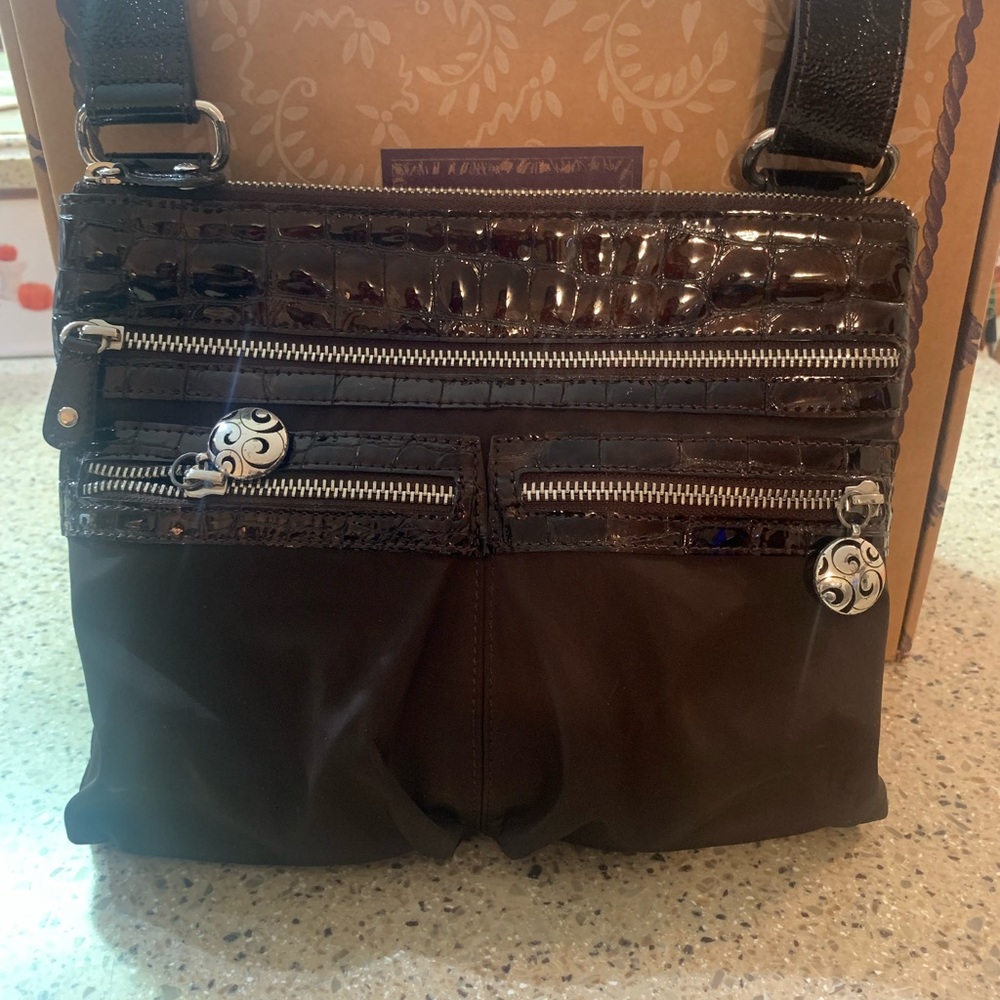 Brighton. Go Go Crossbody in Chocolate.